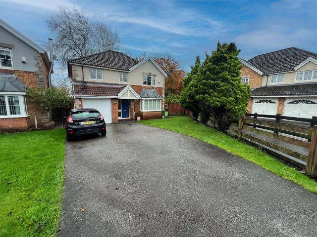 House for sale in Tonyrefail, Coedely