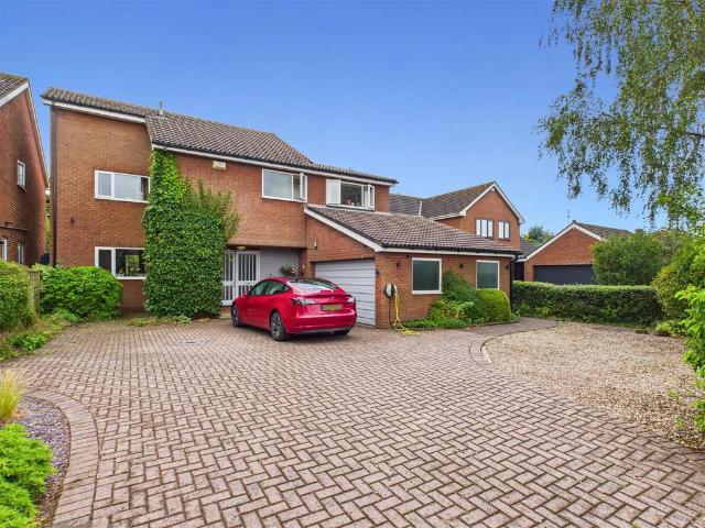 House for sale in Elloughton-cum-Brough, Elloughton