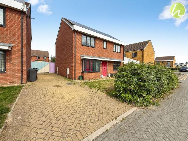 House for sale in East Tilbury, Essex