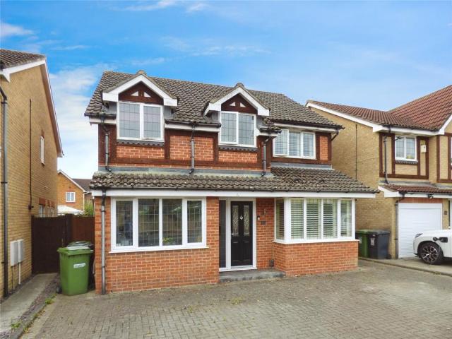 House for sale in Hedge End, Helford