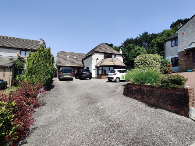 House for sale in Carnon Downs, Cornwall
