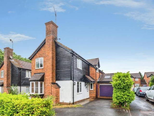 House for sale in Shaw, Swindon