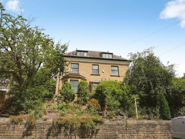 House for sale in Waterloo, Almondbury