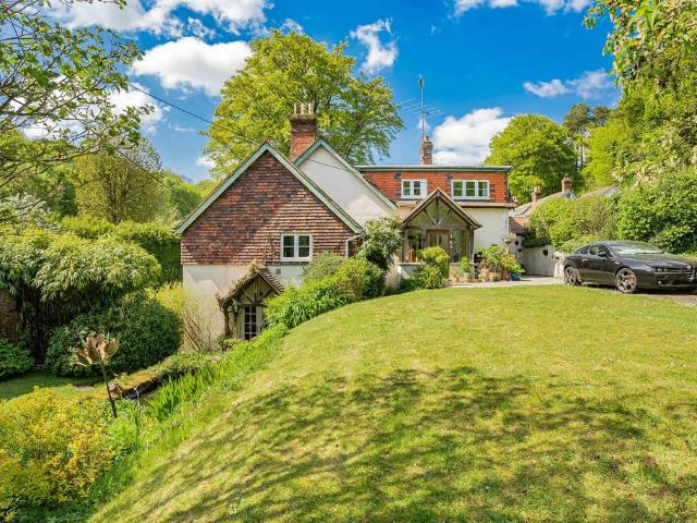 House for sale in Bolton Low Houses, Hampshire