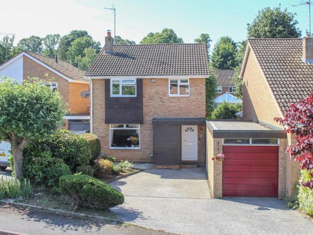 House for sale in Leighton-Linslade, Leighton Buzzard