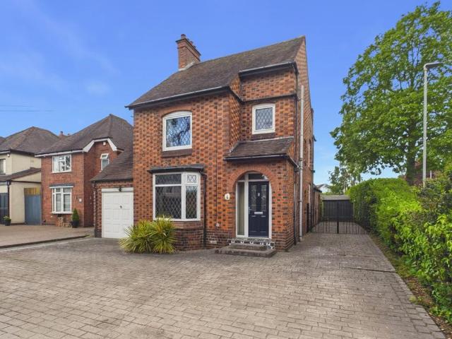 House for sale in Leyfields, Kettlebrook