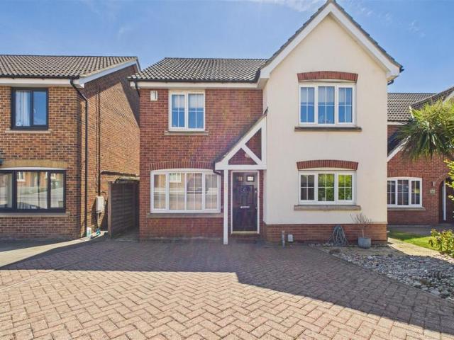House for sale in Goffs Oak, Broxbourne