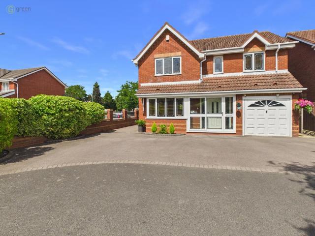 House for sale in Kettlebrook, Staffordshire