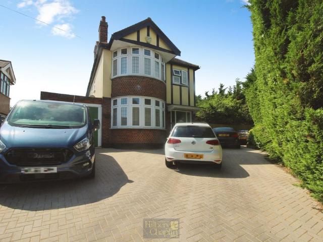 House for sale in Hornchurch, Greater London