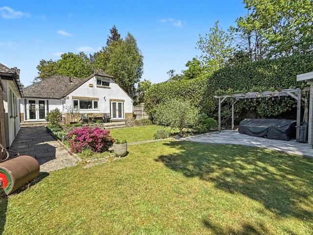 House for sale in Tricketts Cross, Ferndown