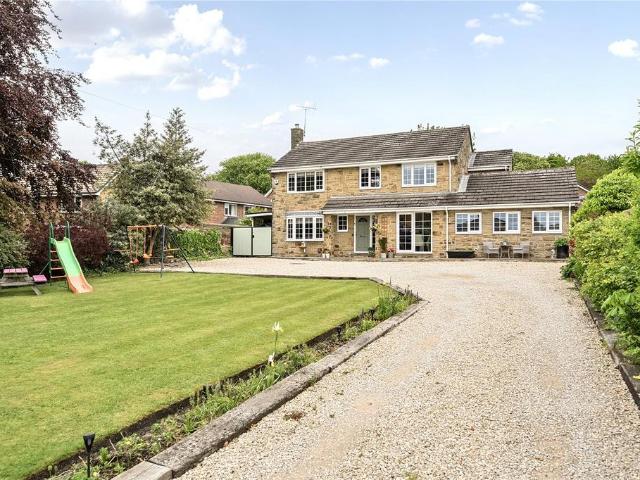 House for sale in East Ardsley, West Yorkshire