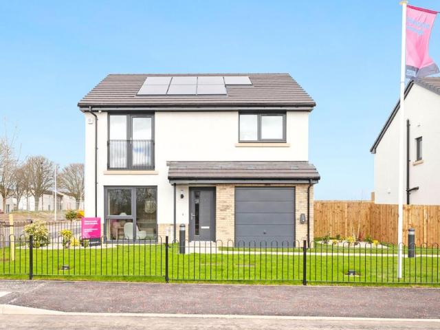 House for sale in Peasehill, Scotland
