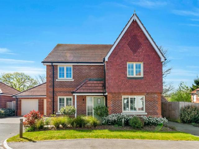 House for sale in Fontwell, Arun
