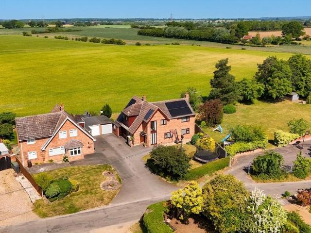 House for sale in Raveningham, Burgh St Peter