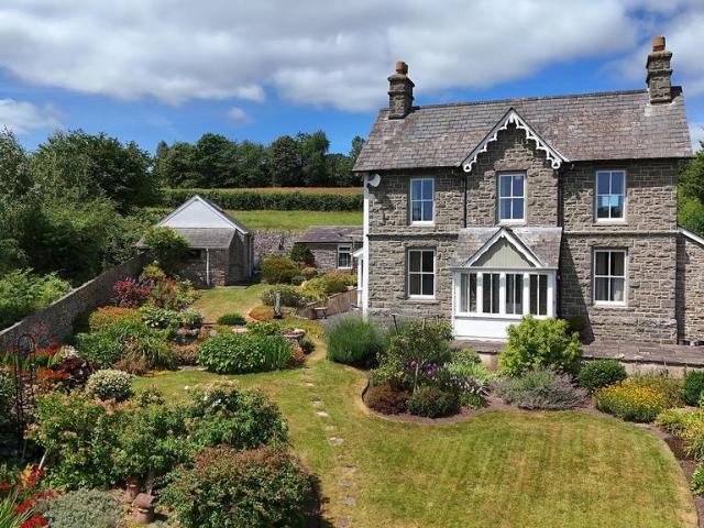 House for sale in Llangattock, Crickhowell