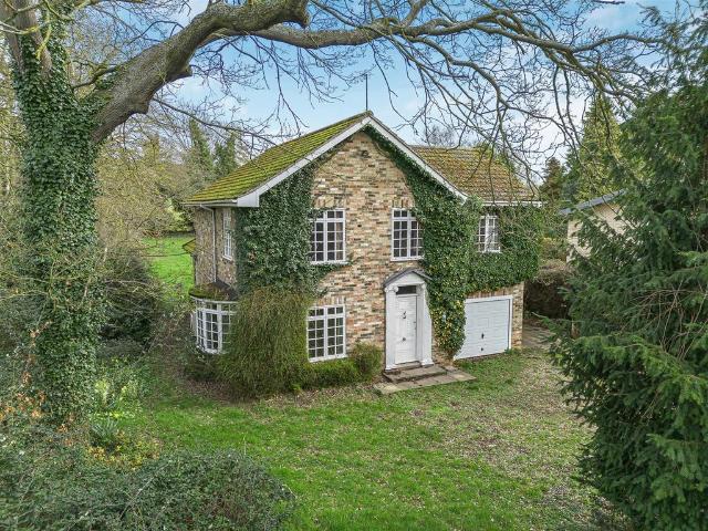 House for sale in Arrington, Cambridgeshire
