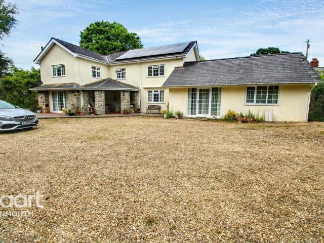 House for sale in Raglan, Wales