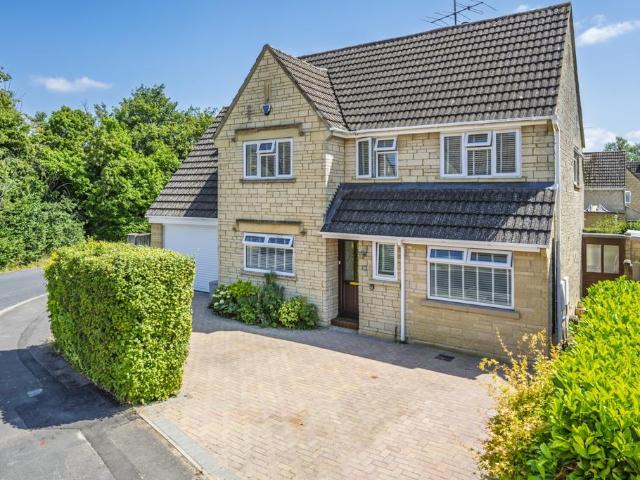 House for sale in Fossebridge, Gloucestershire