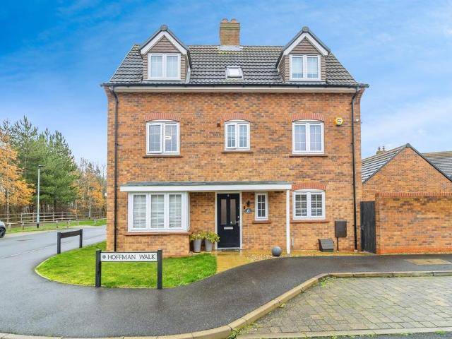 House for sale in Hanson Reach, Stewartby