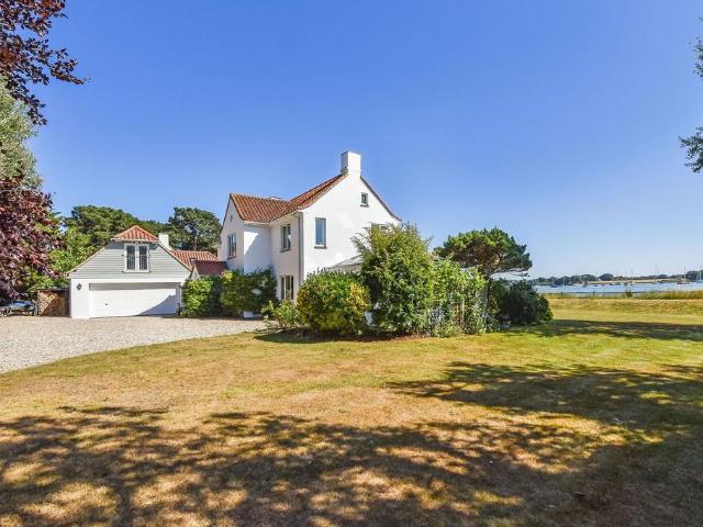 House for sale in West Itchenor, Littlecote