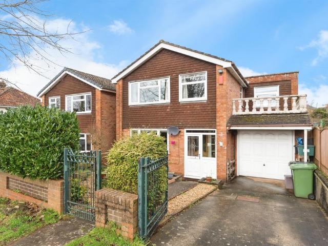 House for sale in Feckenham, City Of Bristol