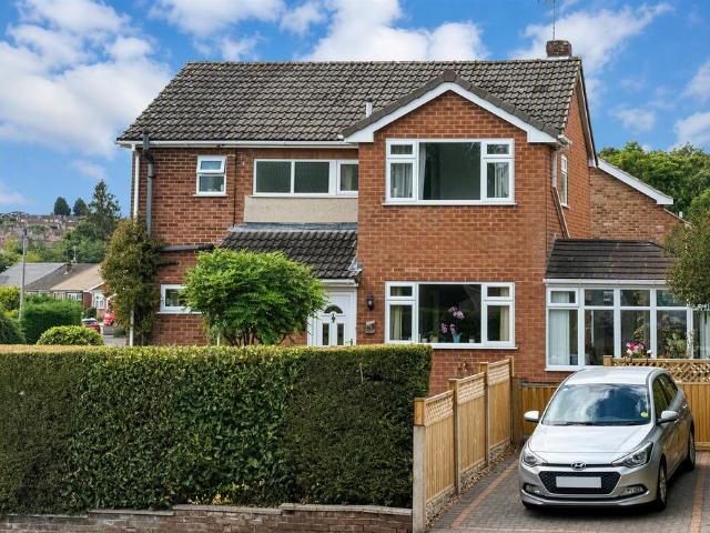 House for sale in Alverton, East Midlands