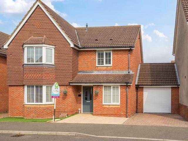 House for sale in Hawkinge, Folkestone