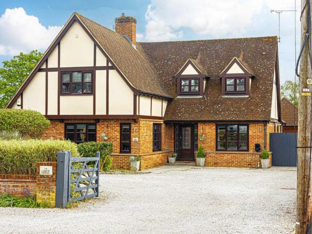 House for sale in Ramsden Bellhouse, Essex