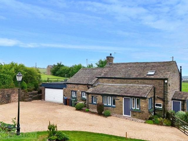 House for sale in Saddleworth, Pendock