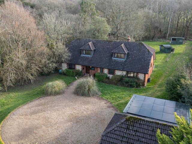 House for sale in Wootton Bridge, Isle Of Wight