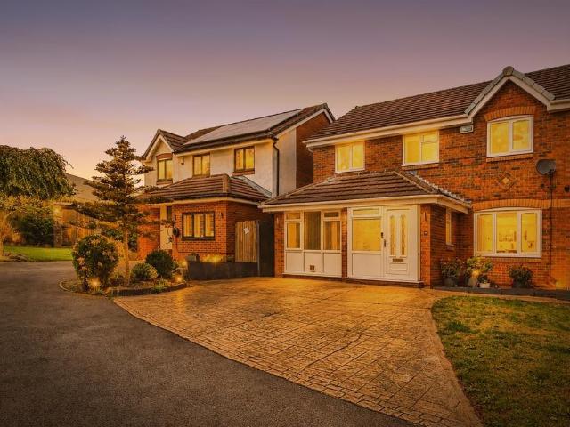 House for sale in Sheepridge, Kirklees