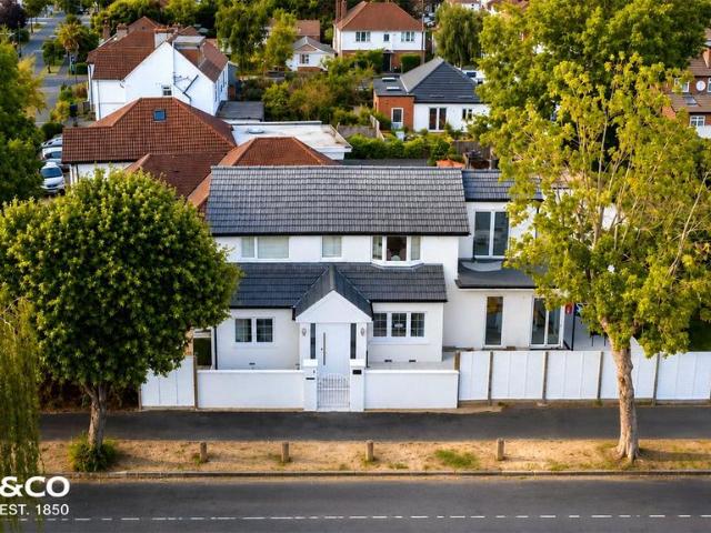House for sale in London Borough of Brent, Greater London