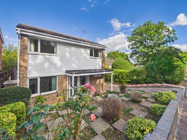 House for sale in Dedworth, Windsor