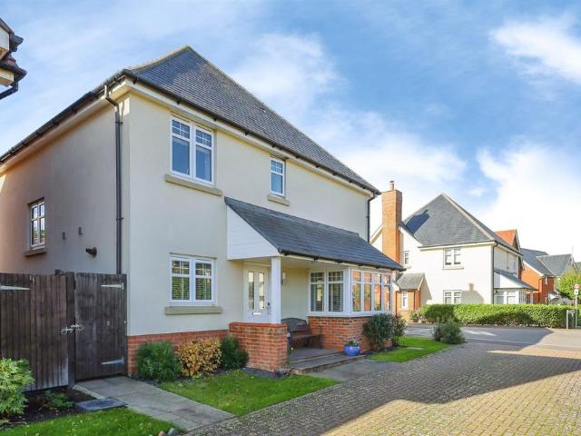 House for sale in Roebuck Park, Wealden
