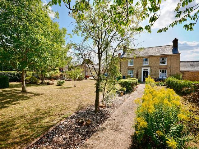 House for sale in Huntingdon, Cambridgeshire