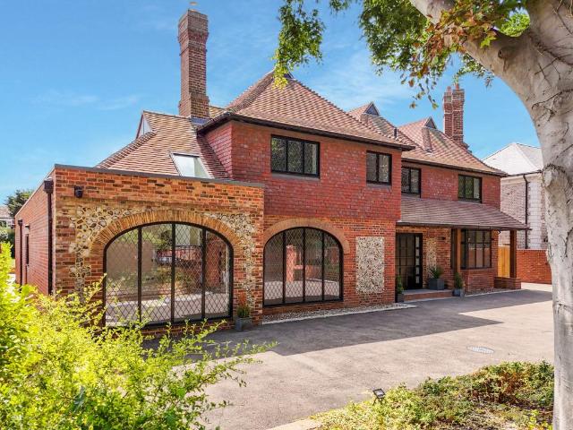 House for sale in Acol, Kent
