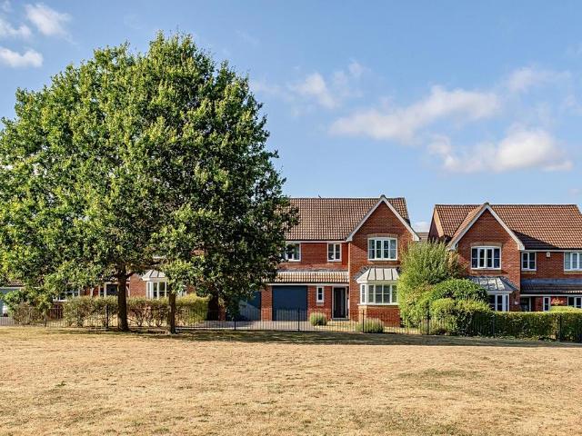 House for sale in Devizes, Wiltshire