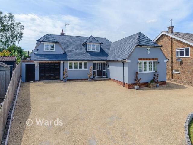 House for sale in The Butts, Kent