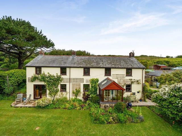 House for sale in Tregeseal, St Just