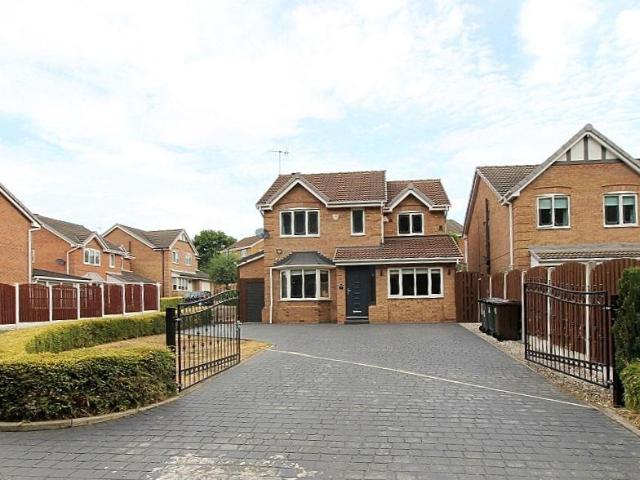 House for sale in Catcliffe, South Yorkshire