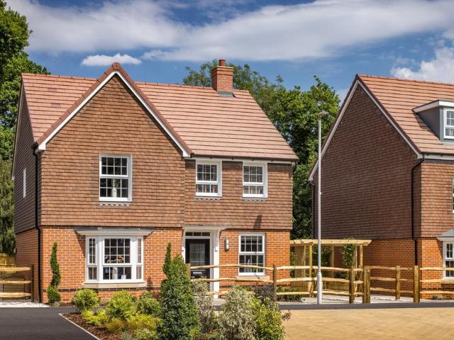 House for sale in Hillview, Surrey