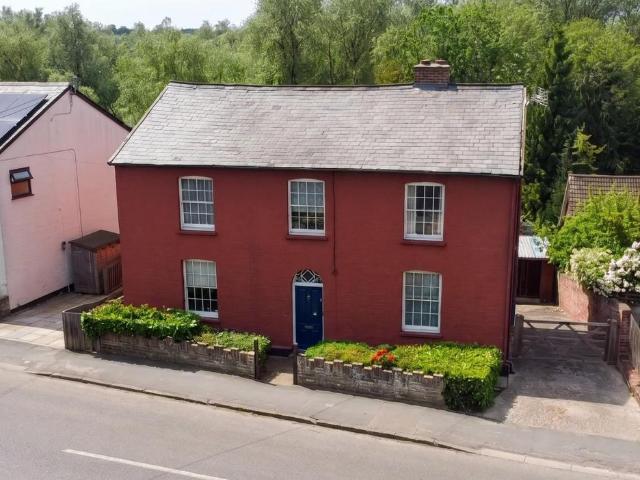 House for sale in Chelmondiston, Isle Of Man