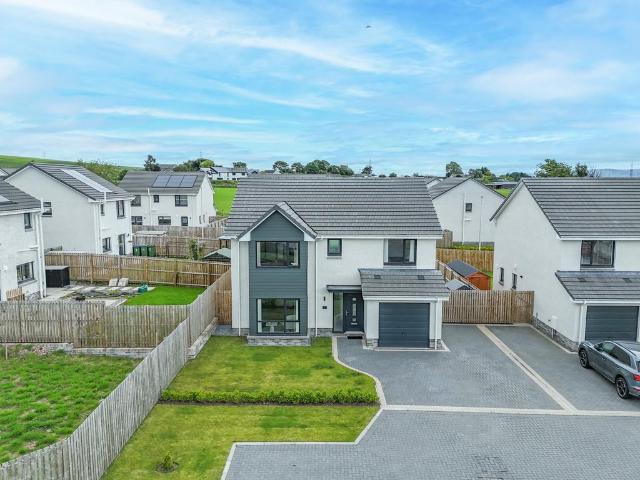 House for sale in Crieff, Scotland
