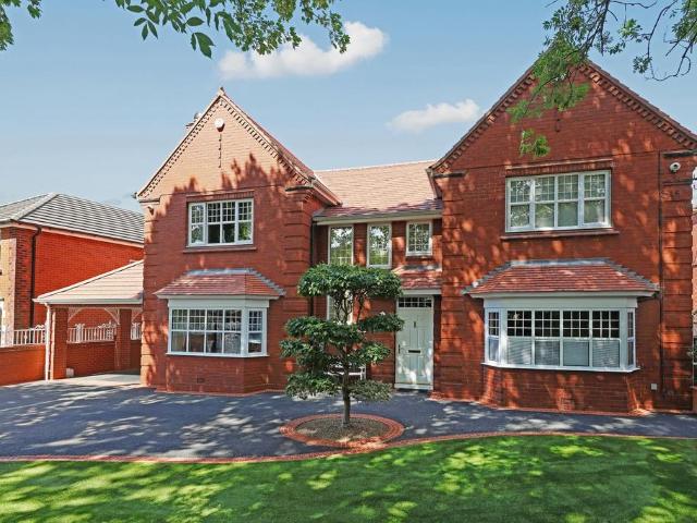 House for sale in Thurnscoe, South Yorkshire