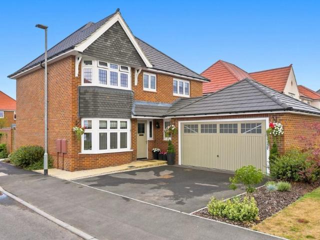 House for sale in Barton In Fabis, East Midlands