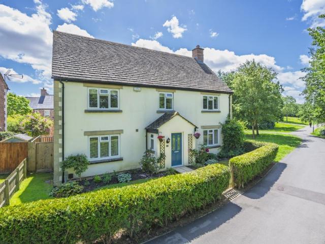 House for sale in Redhouse, Abbey Mead