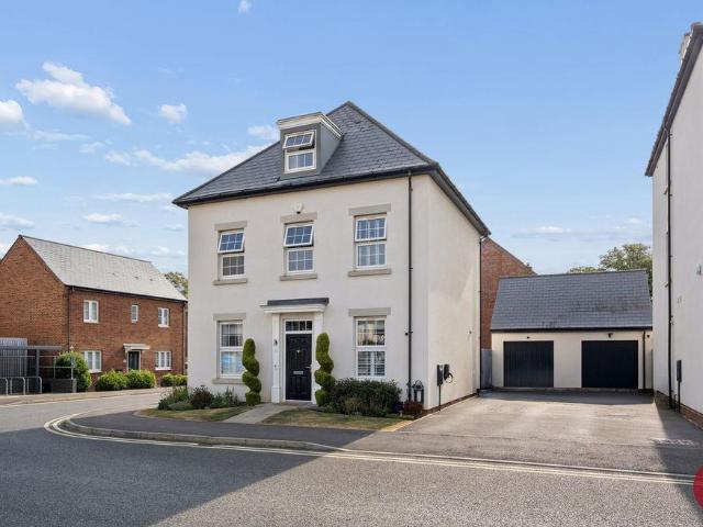 House for sale in Evershot, Oxfordshire