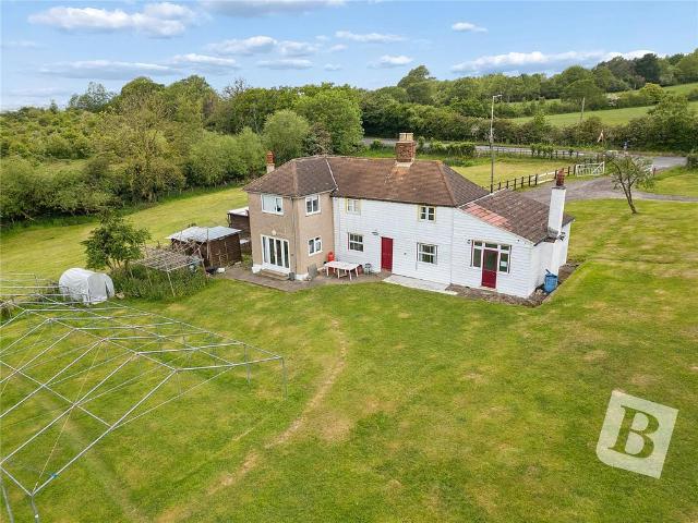 House for sale in Harold Hill, Greater London