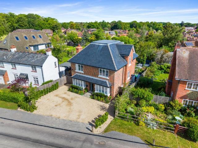 House for sale in Chepping Wycombe, Tylers Green