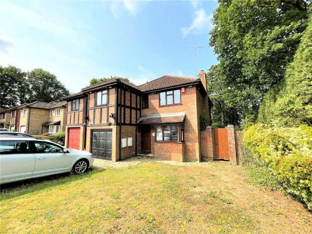 House for sale in Alderholt, East Dorset